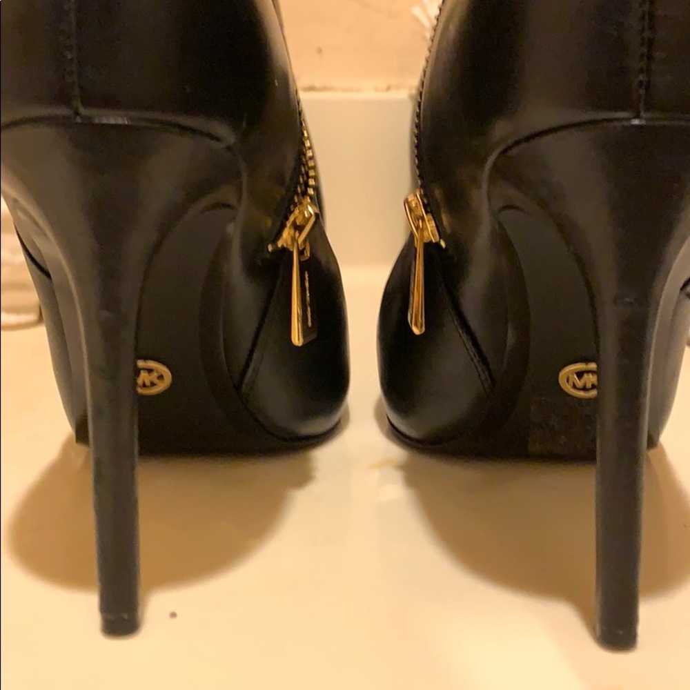 Michael Kors “Keke” bootie, Size 9